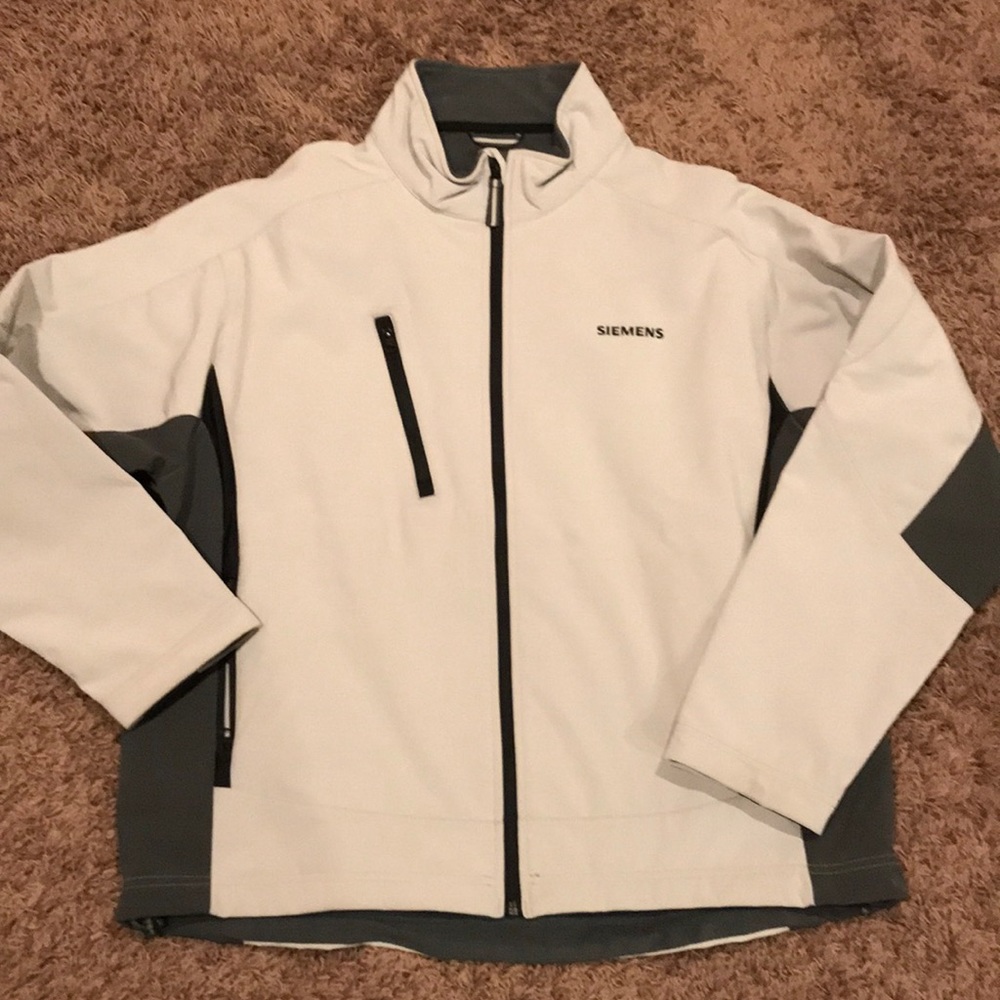 New Men’s Thermal Weather Jacket Size XL